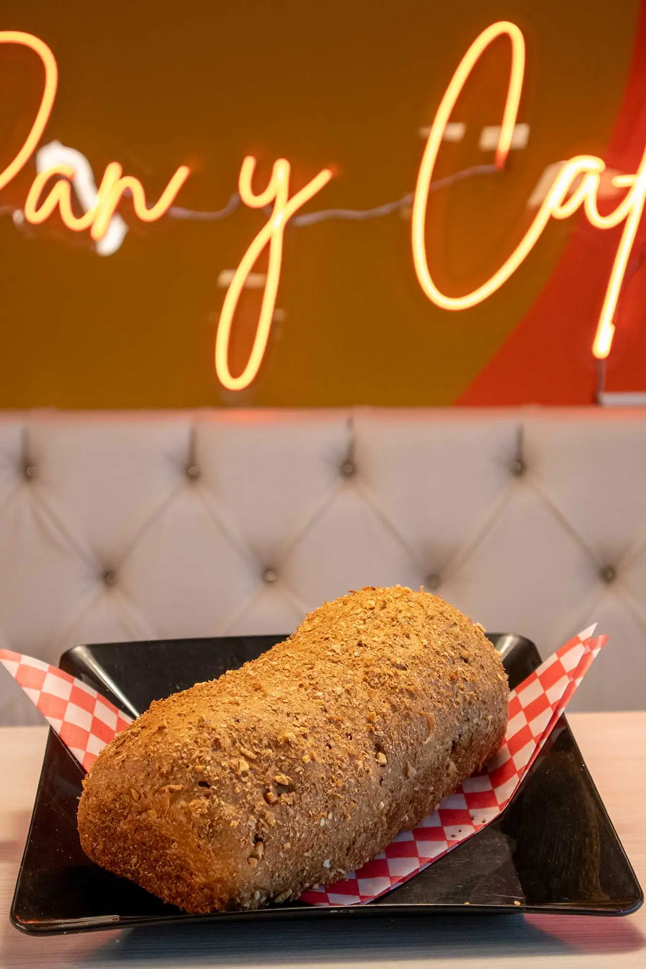 pan integral con mani y almendras incolpan santander